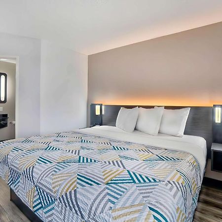 Motel 6-Benbrook, Tx - Fort Worth Екстер'єр фото